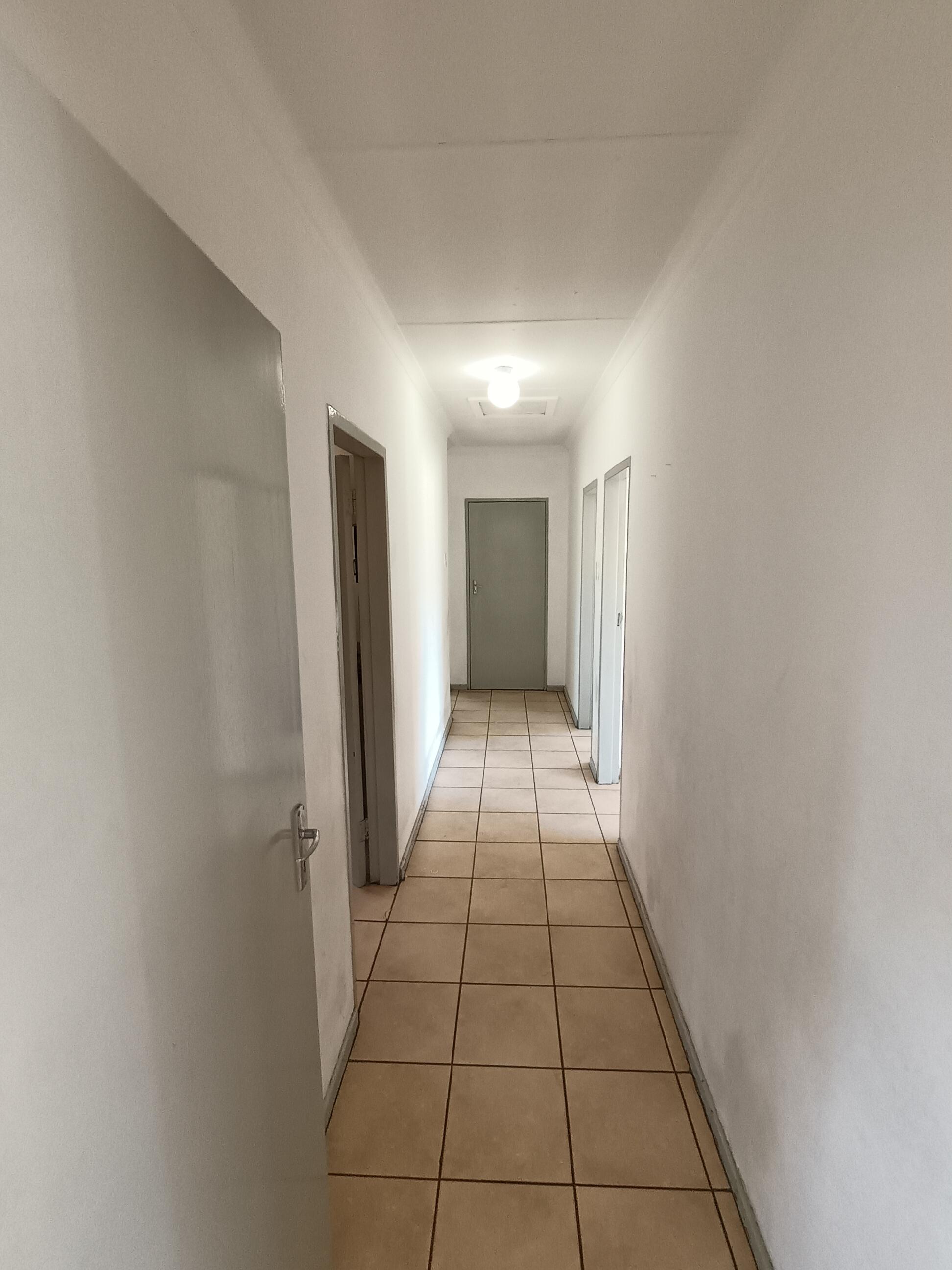 2 Bedroom Property for Sale in Vanderbijlpark CW 5 Gauteng