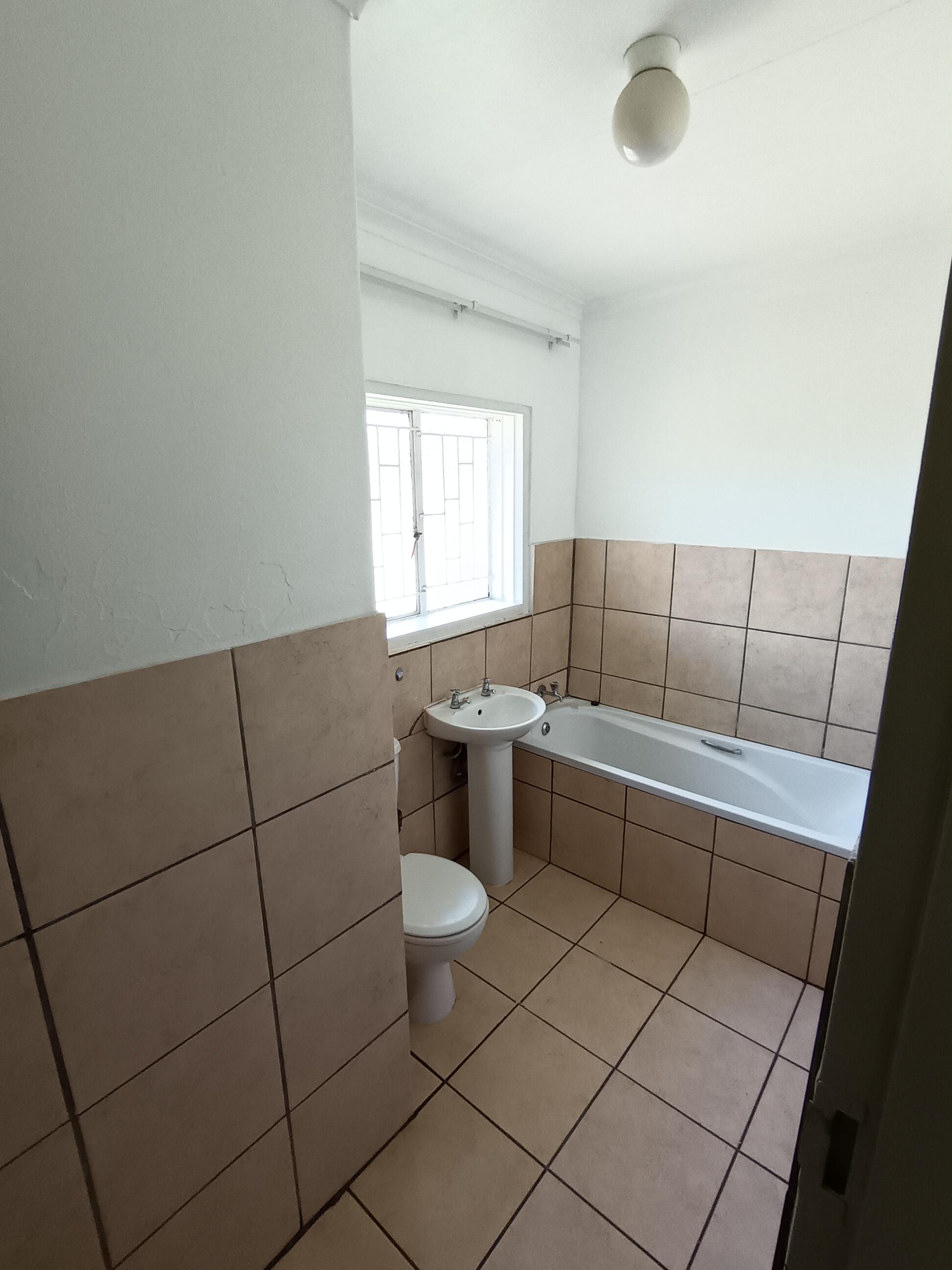 2 Bedroom Property for Sale in Vanderbijlpark CW 5 Gauteng