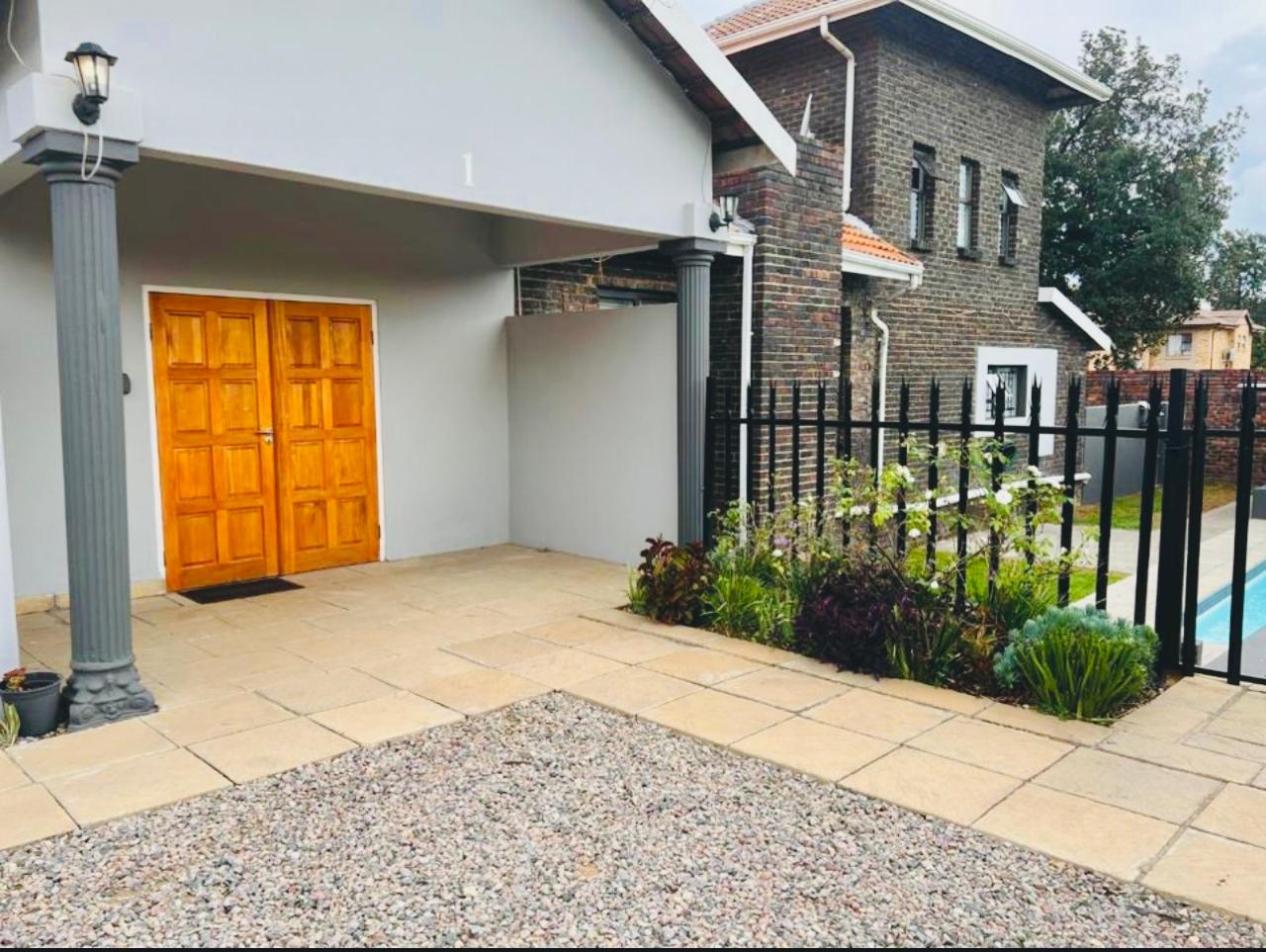 To Let 4 Bedroom Property for Rent in Ferndale Gauteng