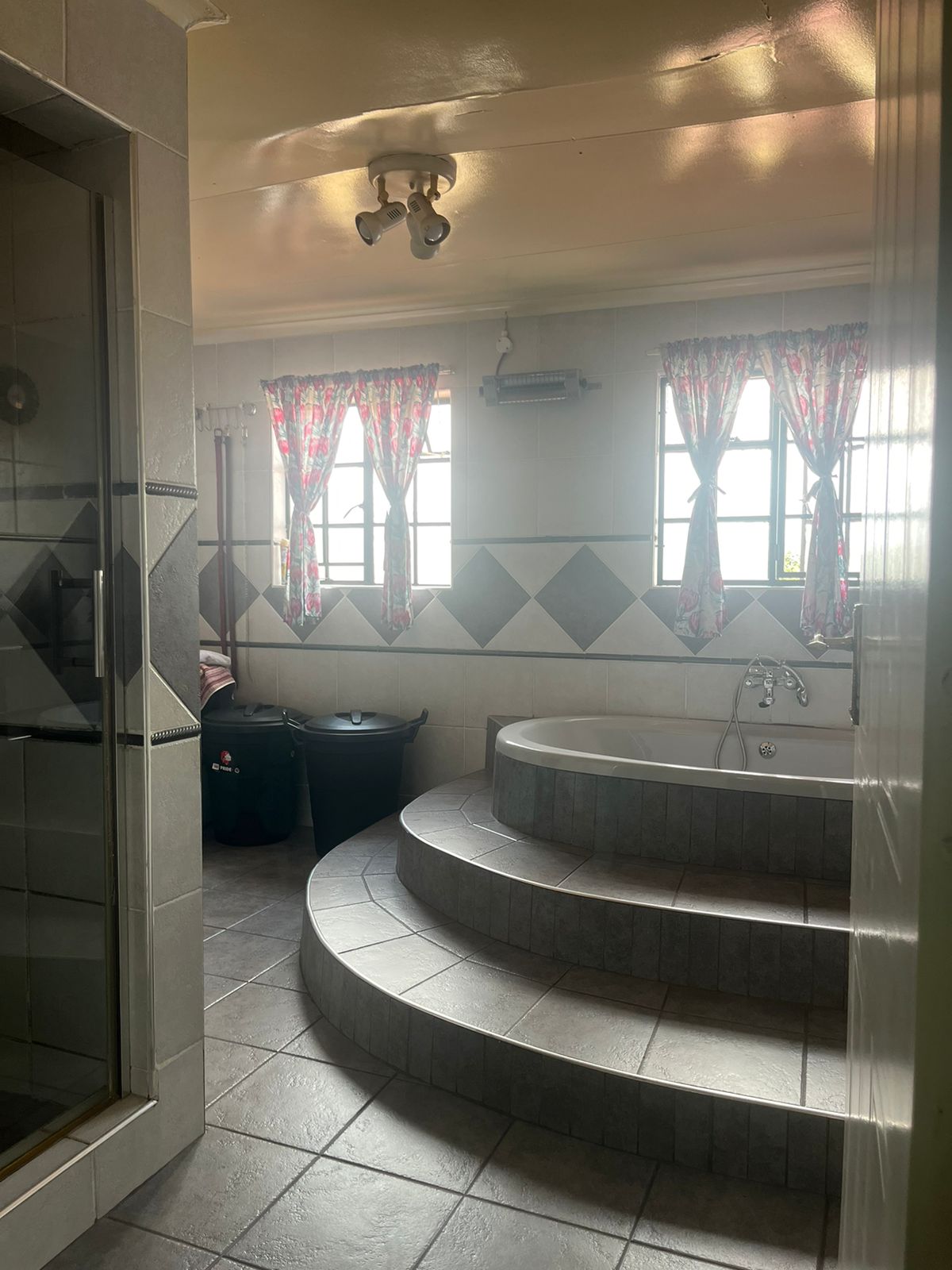 5 Bedroom Property for Sale in Winchester Hills Gauteng