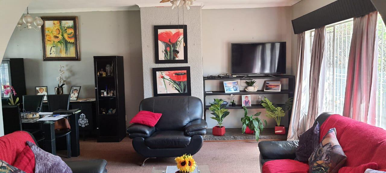 3 Bedroom Property for Sale in Harmelia Gauteng