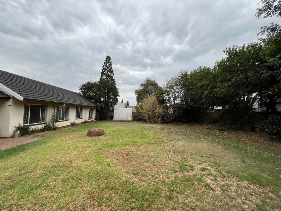 To Let 3 Bedroom Property for Rent in Brackendowns Gauteng