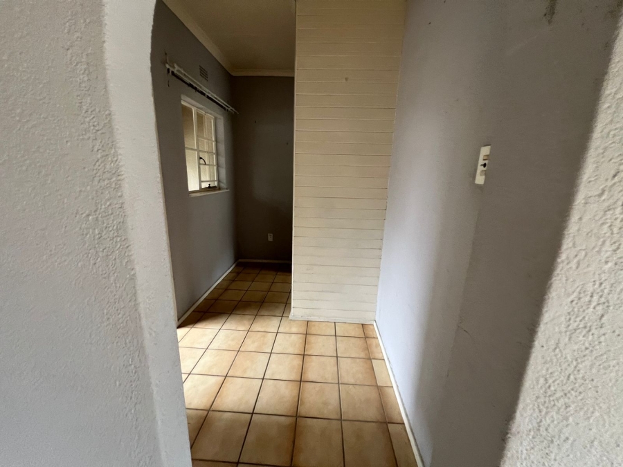 To Let 3 Bedroom Property for Rent in Brackendowns Gauteng