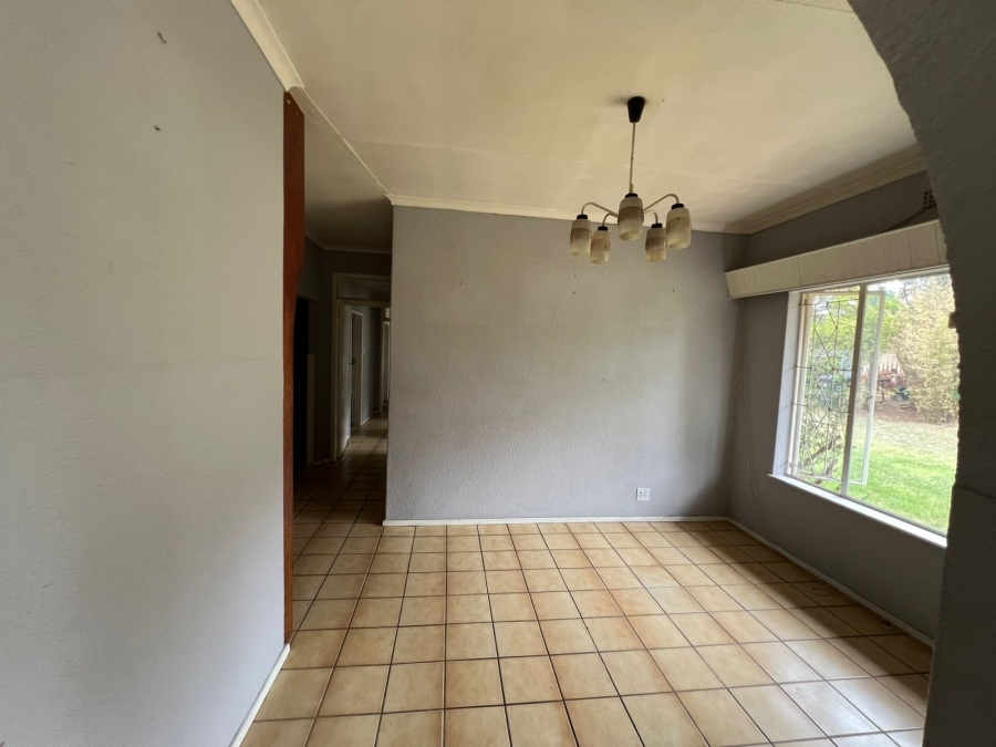 To Let 3 Bedroom Property for Rent in Brackendowns Gauteng