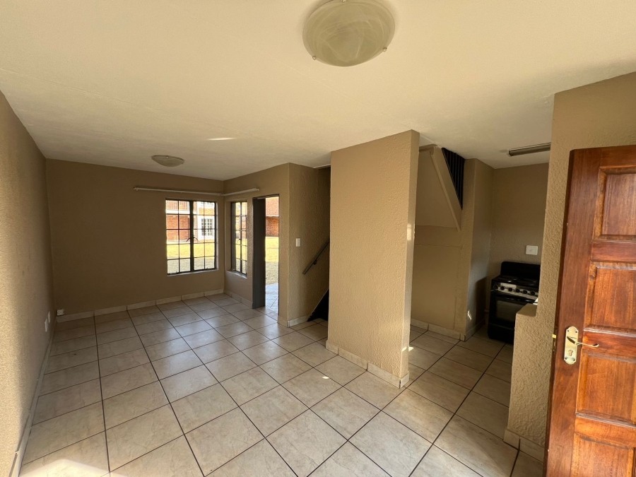 To Let 2 Bedroom Property for Rent in Windmill Park Gauteng