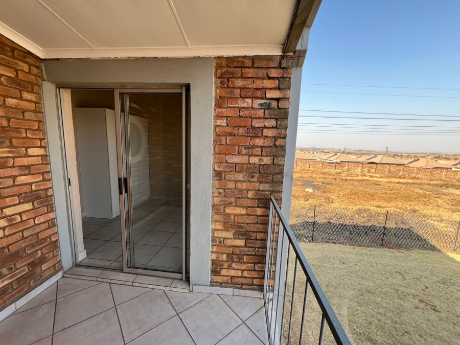 To Let 2 Bedroom Property for Rent in Windmill Park Gauteng