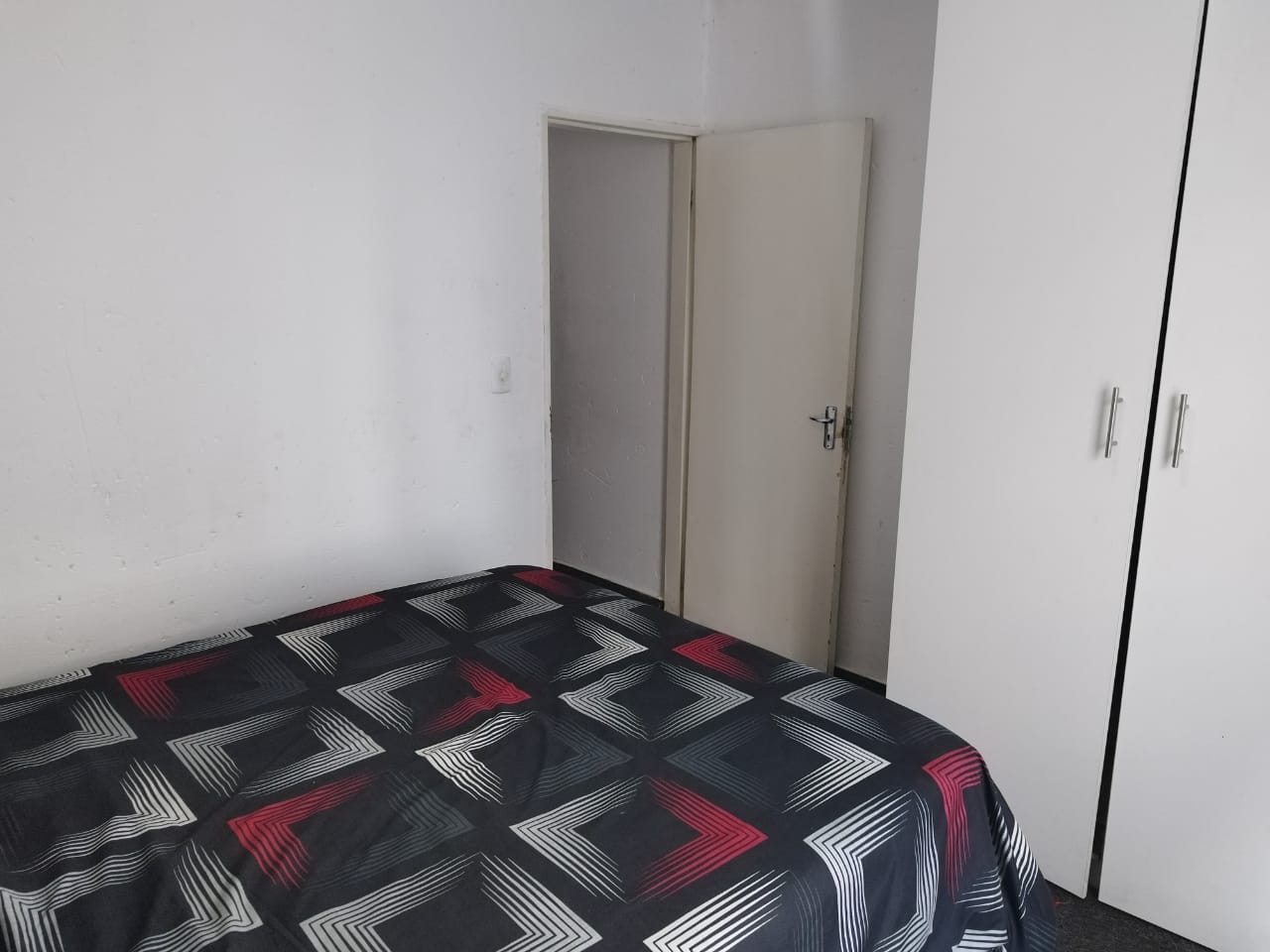 2 Bedroom Property for Sale in Chloorkop Gauteng