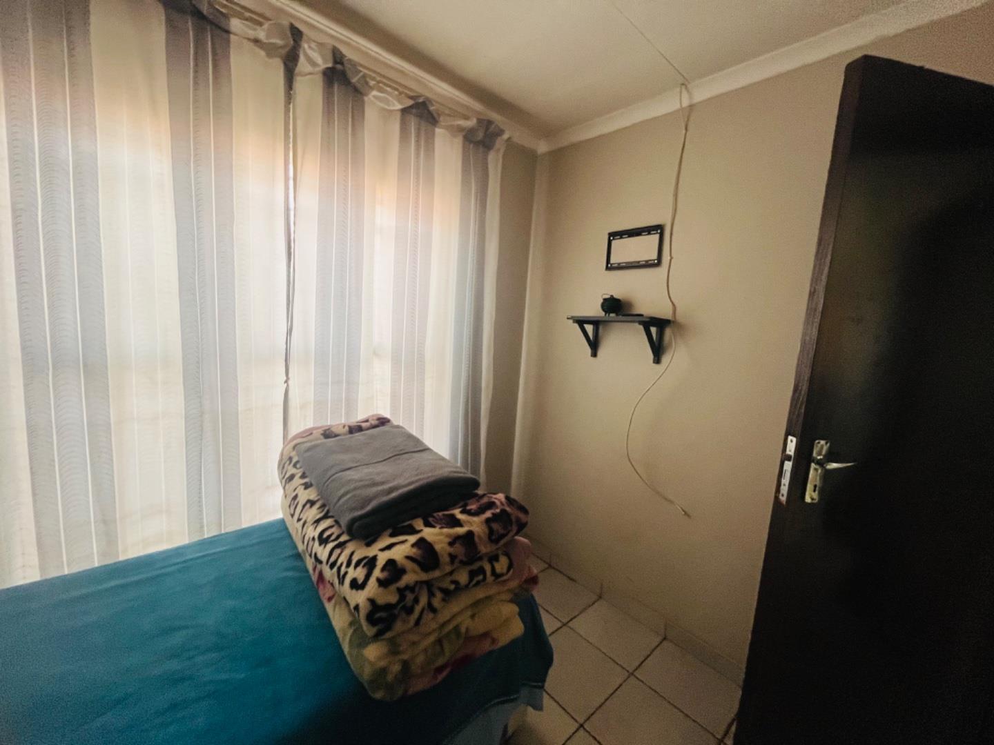 2 Bedroom Property for Sale in Soshanguve A Gauteng
