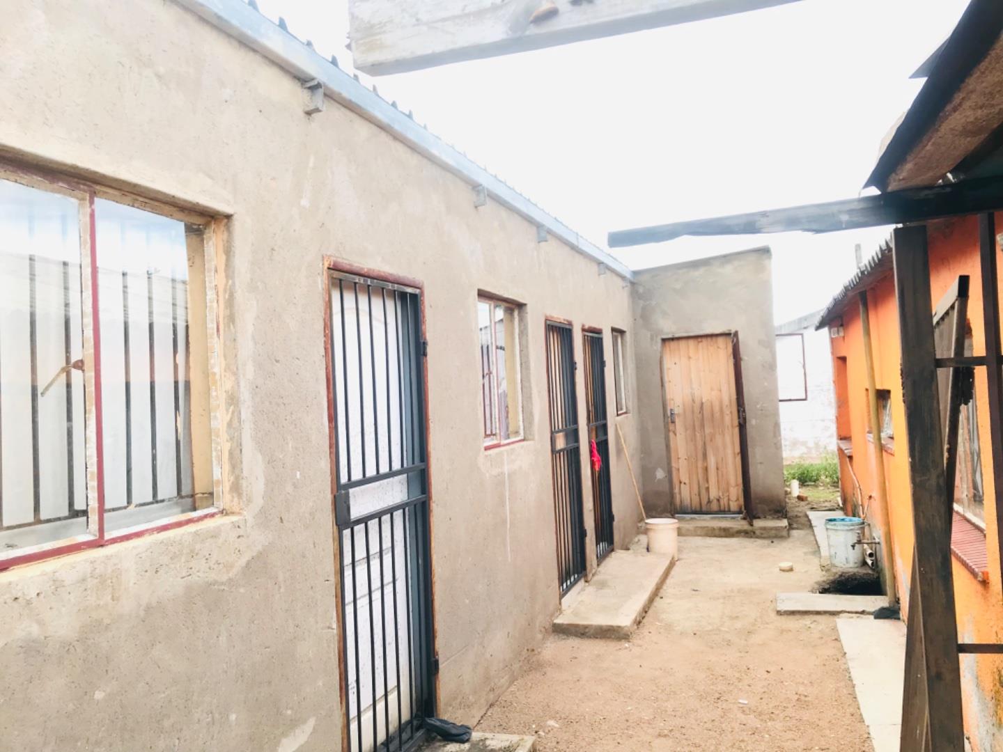 2 Bedroom Property for Sale in Ga-Rankuwa Unit 16 Gauteng