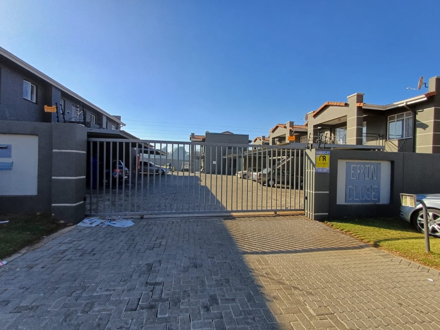 To Let 2 Bedroom Property for Rent in Meyersdal Gauteng