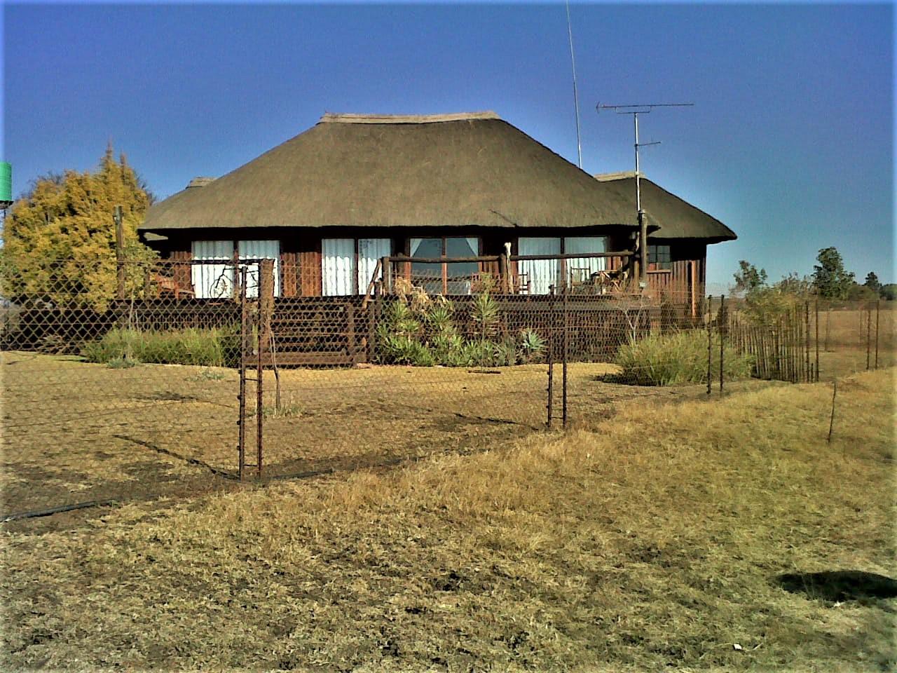 4 Bedroom Property for Sale in Mooiplaats Gauteng