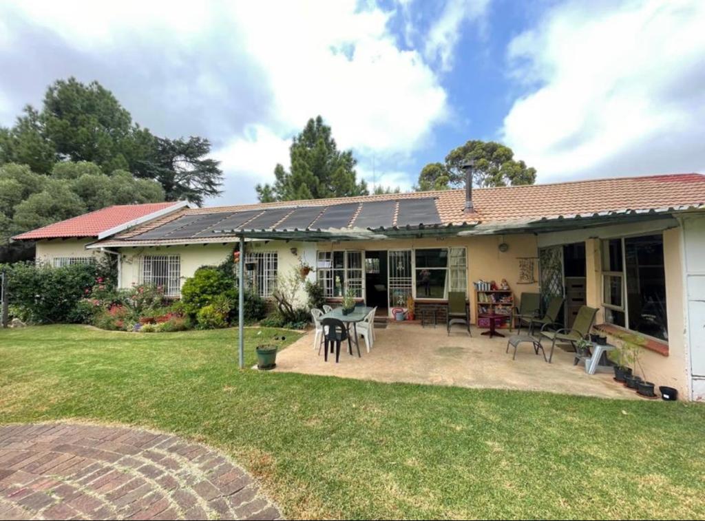 6 Bedroom Property for Sale in Golf View Gauteng