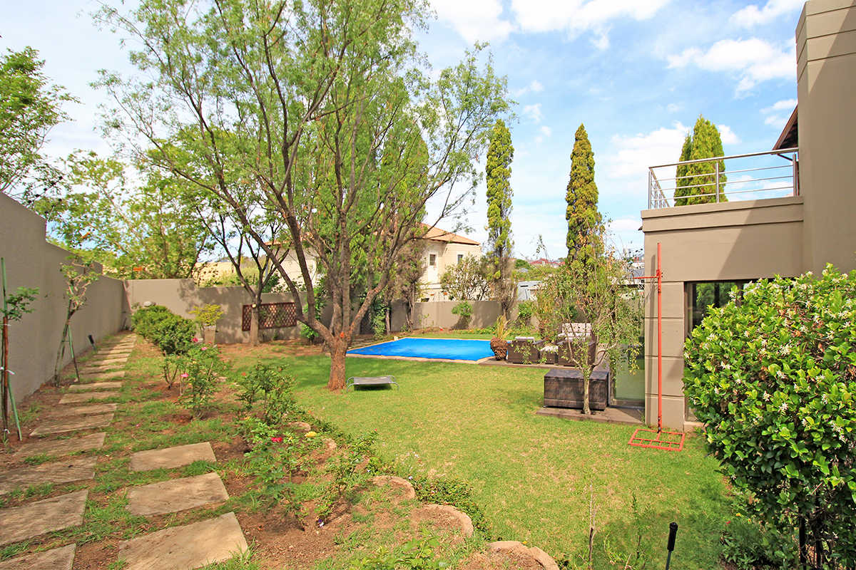 4 Bedroom Property for Sale in Kyalami Glen Estate Gauteng
