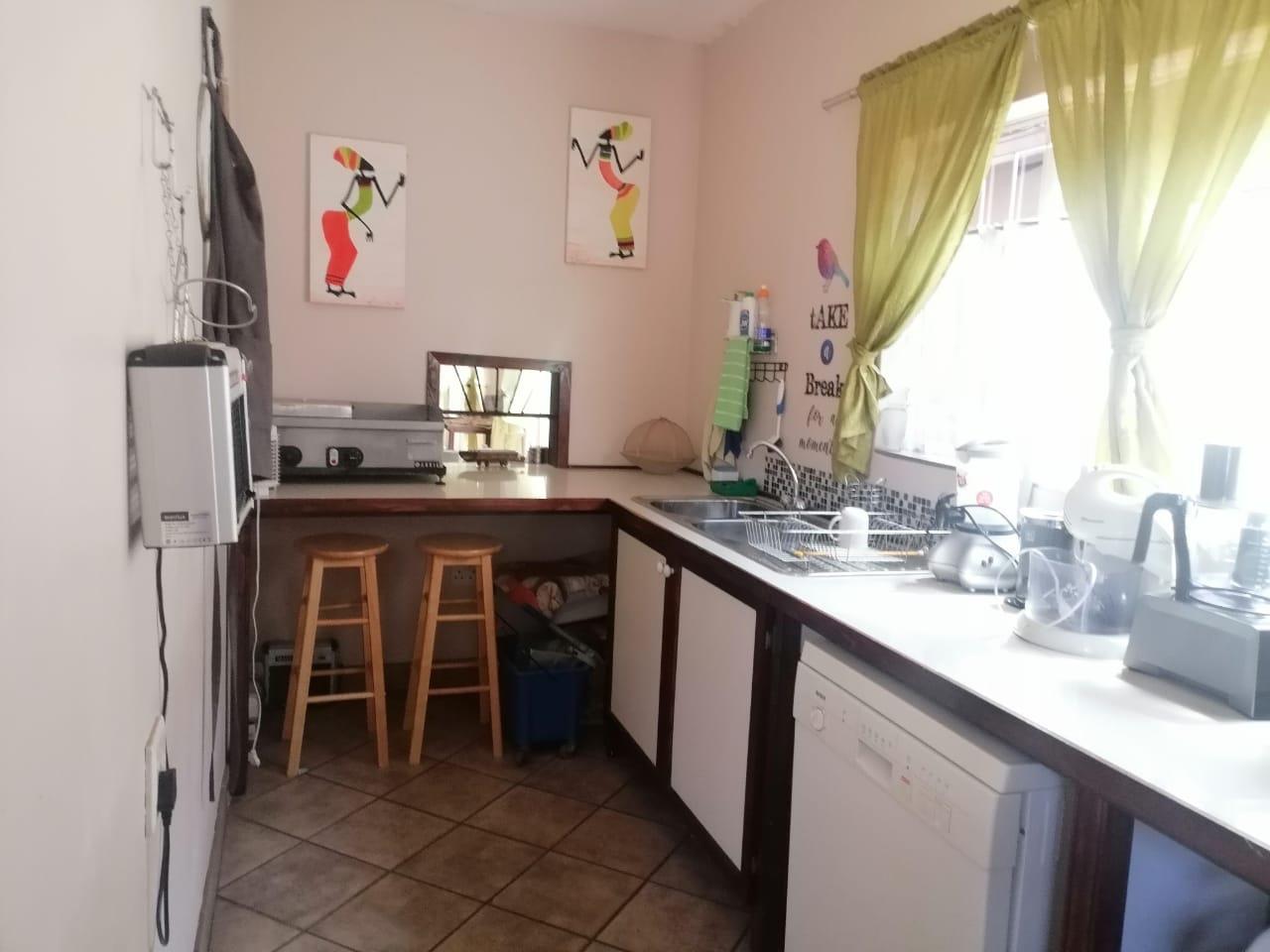 9 Bedroom Property for Sale in Theresa Park Gauteng