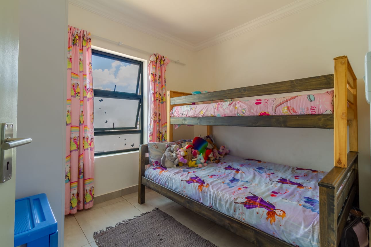 To Let 3 Bedroom Property for Rent in Rua Vista Gauteng