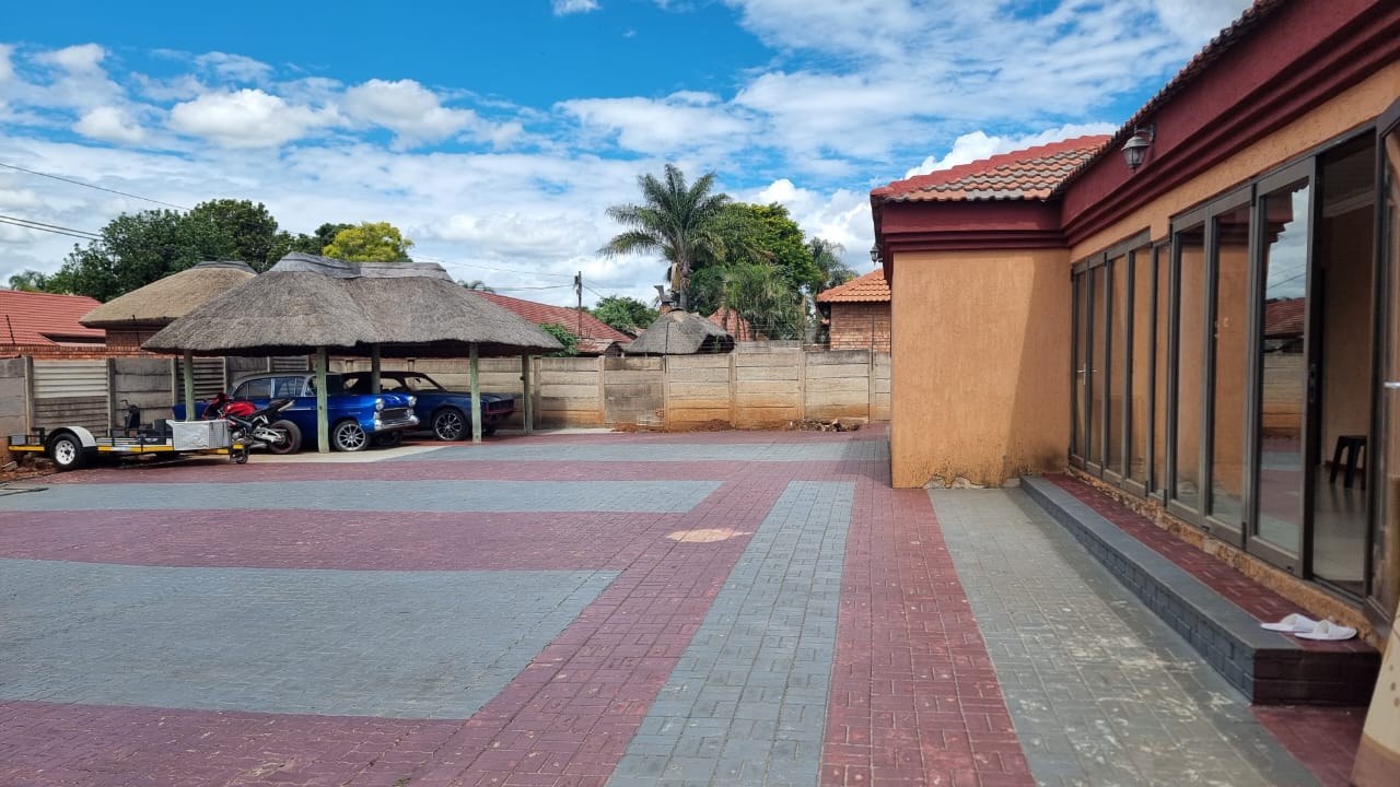 3 Bedroom Property for Sale in The Orchards Gauteng