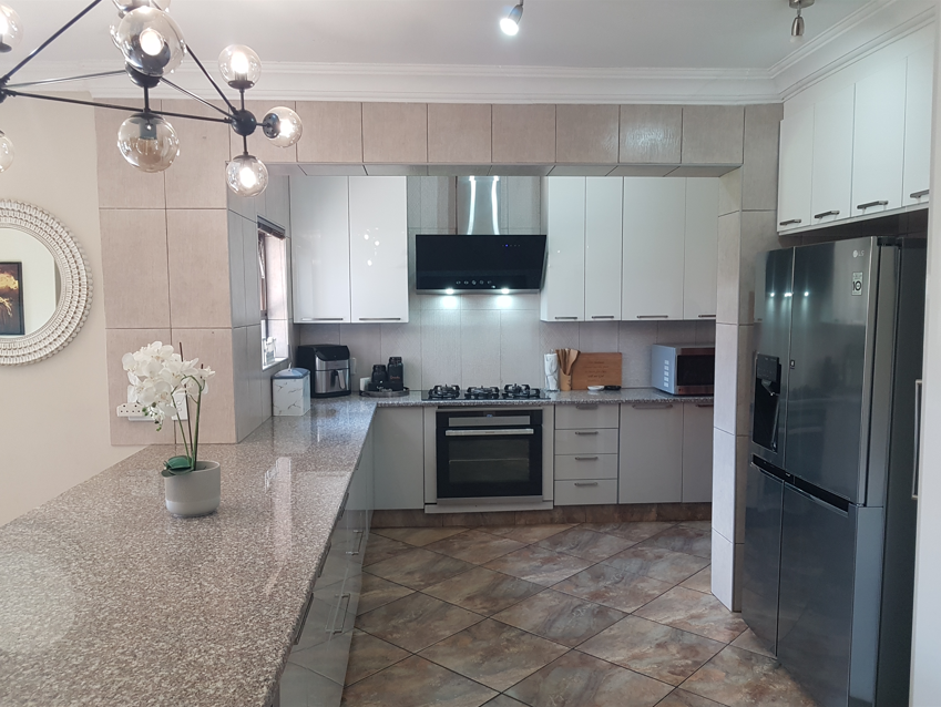 4 Bedroom Property for Sale in Montana Gauteng