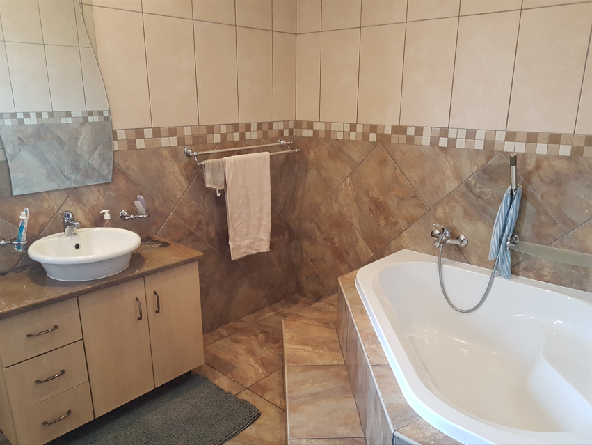 4 Bedroom Property for Sale in Montana Gauteng