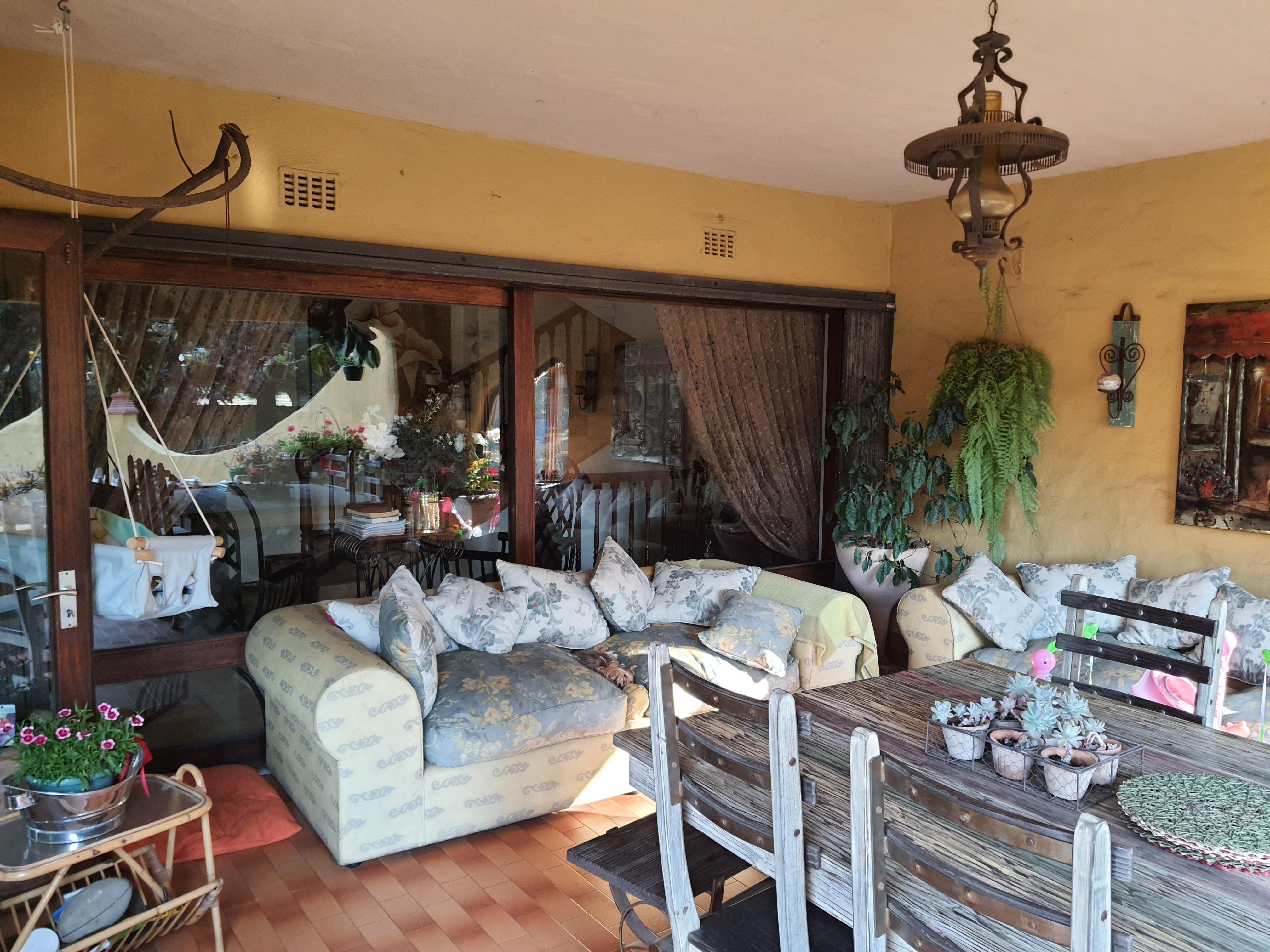 4 Bedroom Property for Sale in Larrendale Gauteng