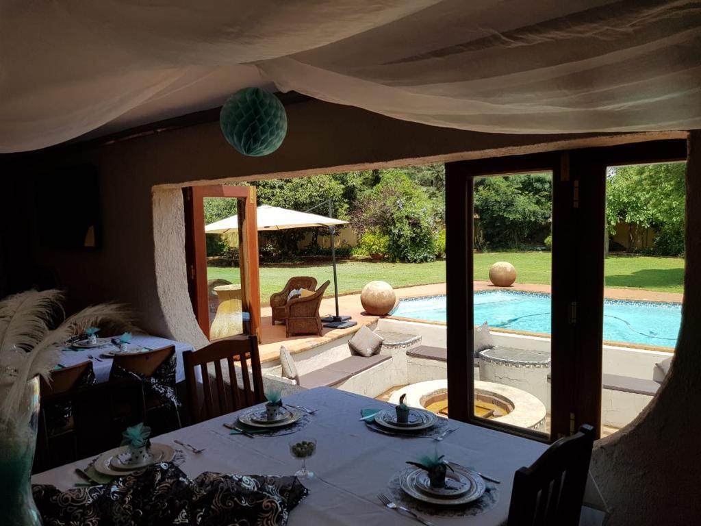 4 Bedroom Property for Sale in Larrendale Gauteng