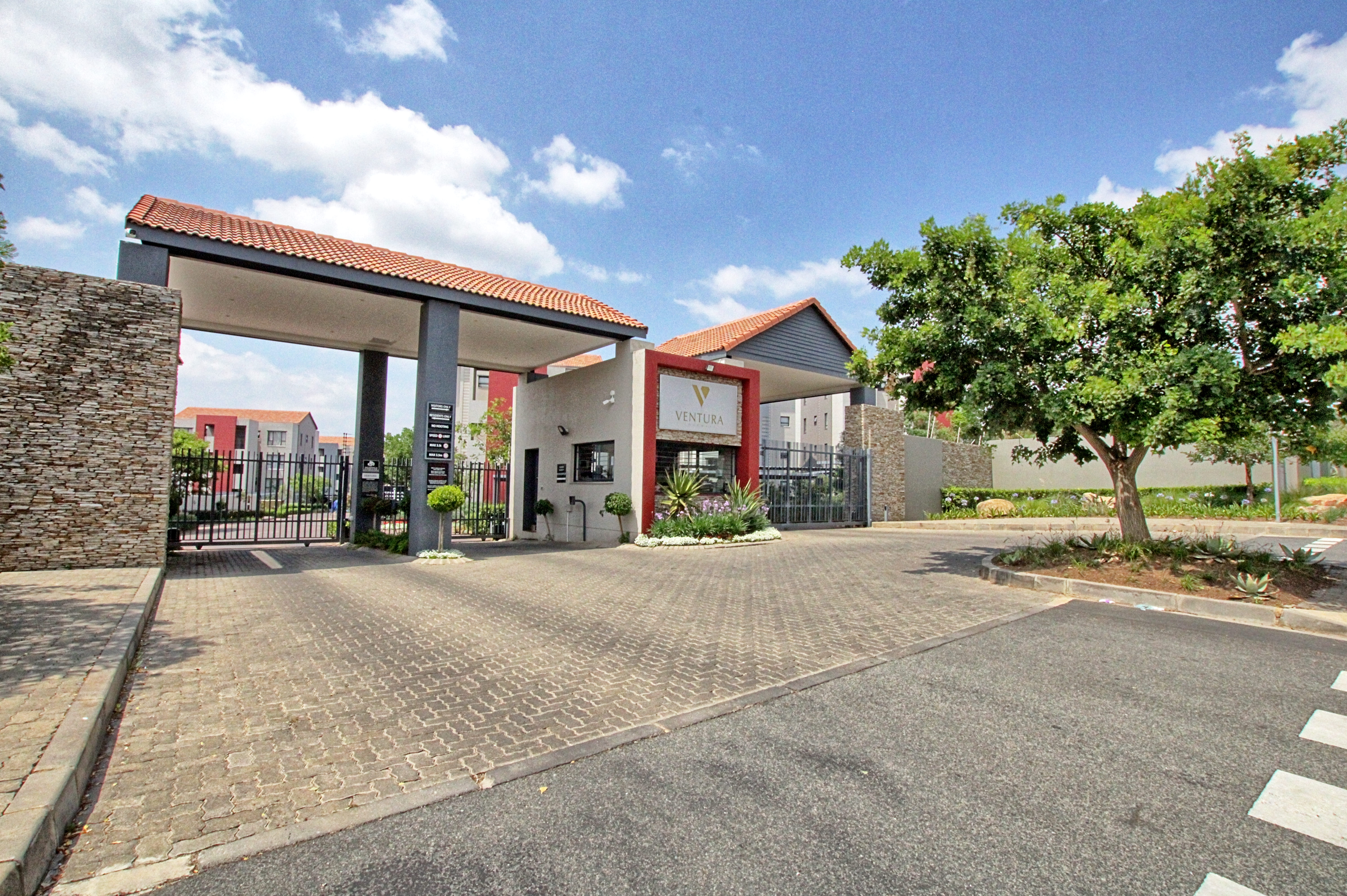 1 Bedroom Property for Sale in Craigavon Gauteng