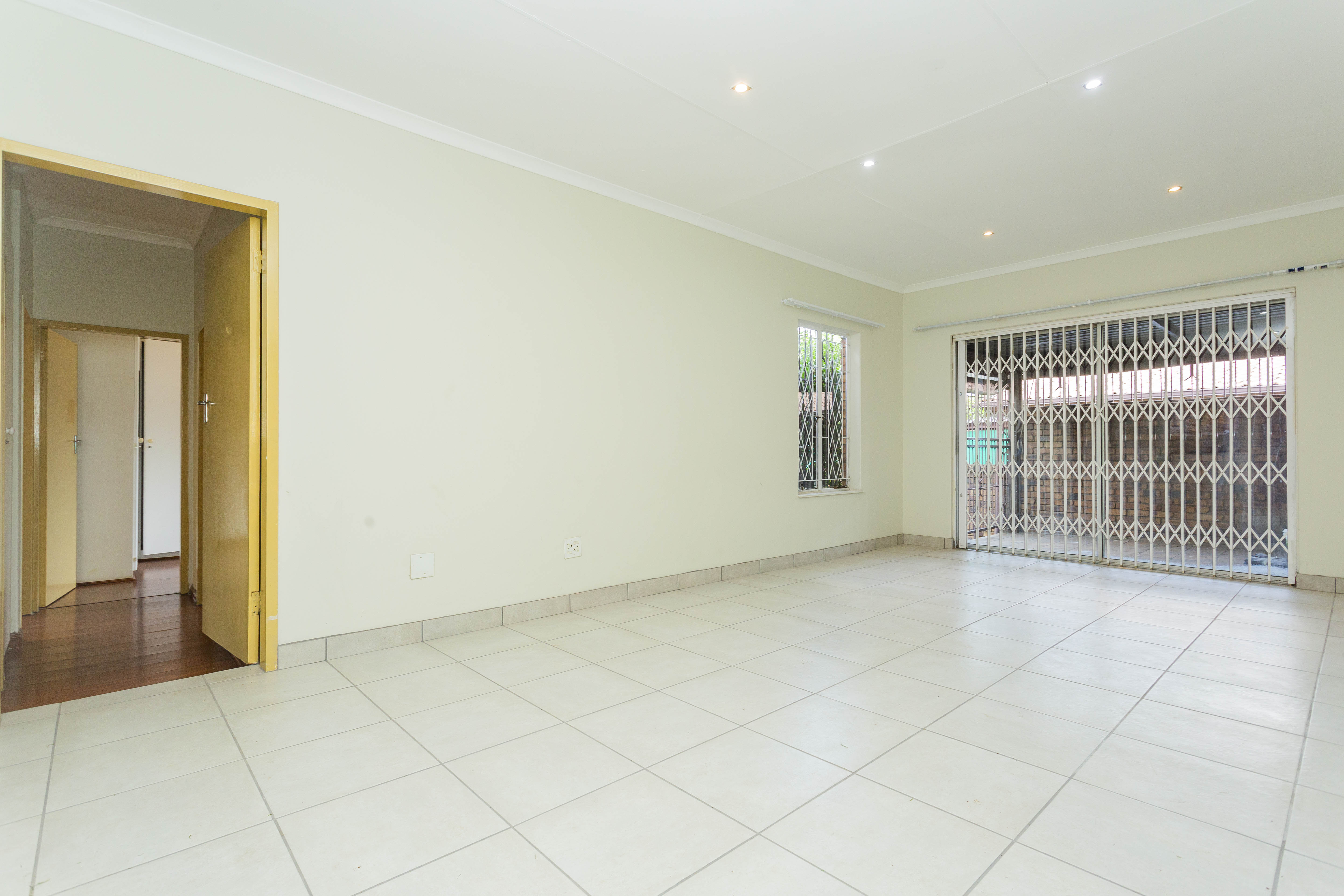 3 Bedroom Property for Sale in Noordwyk Gauteng