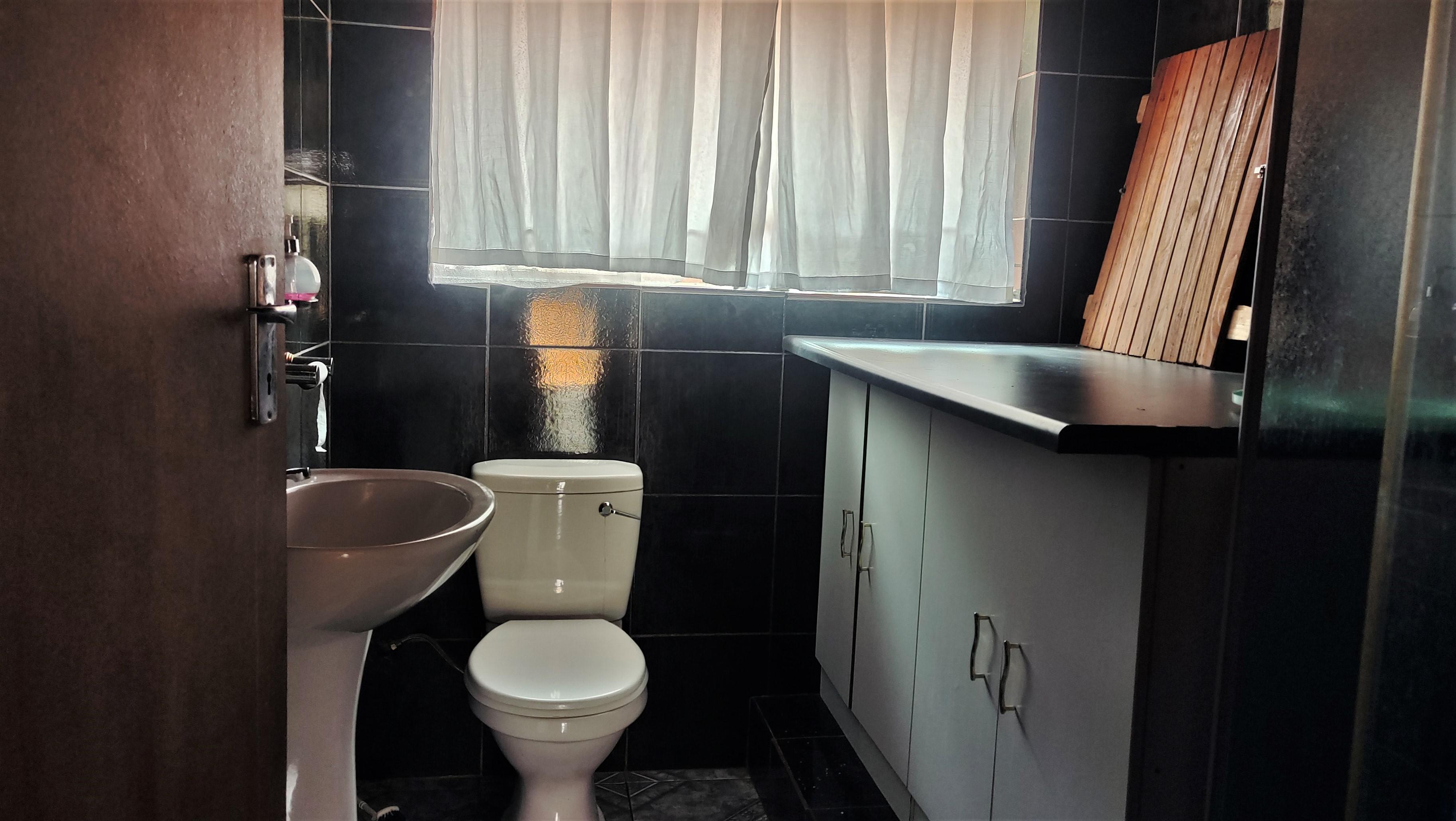 4 Bedroom Property for Sale in Bronkhorstbaai Gauteng