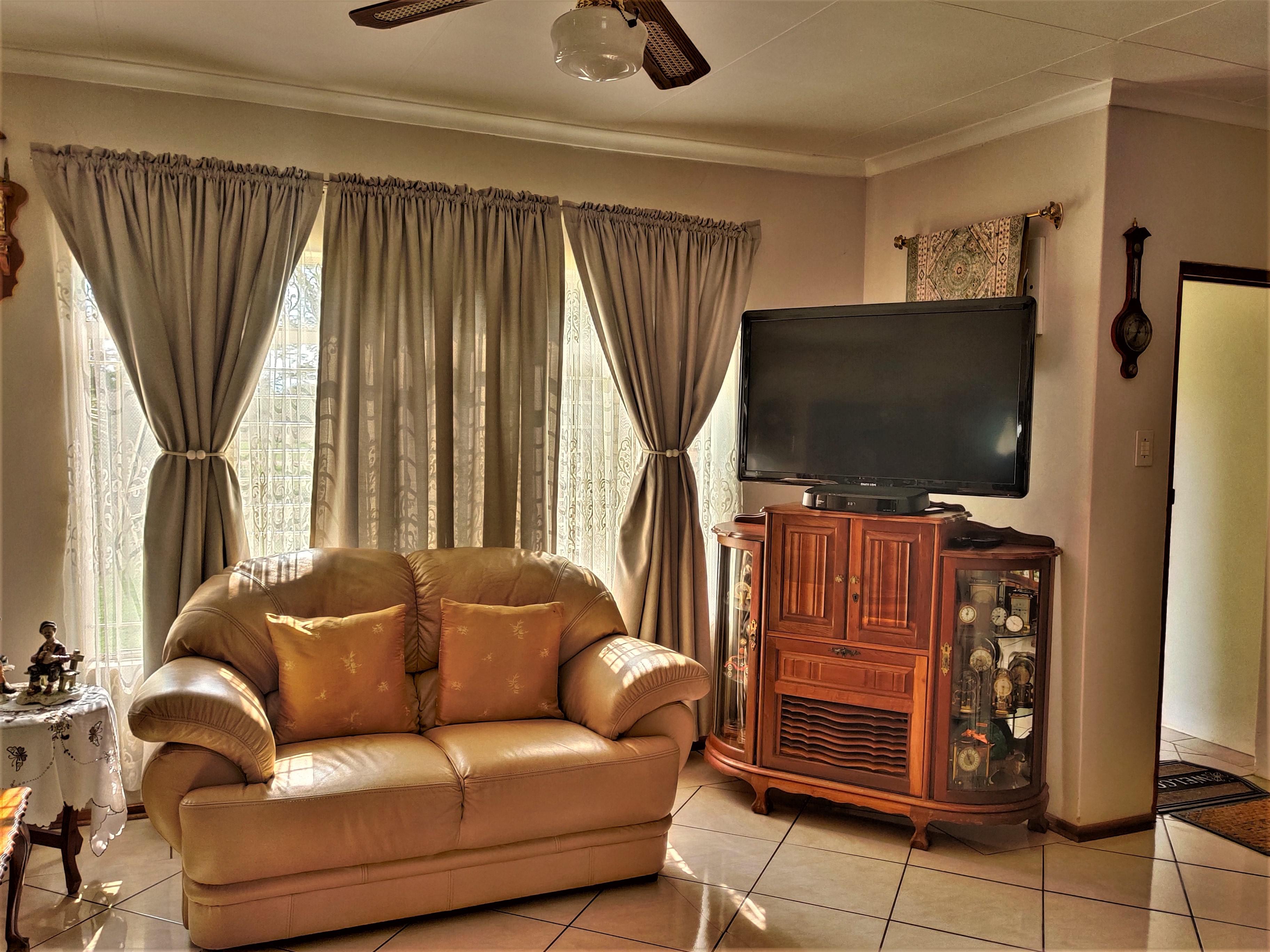 6 Bedroom Property for Sale in Valtaki Gauteng