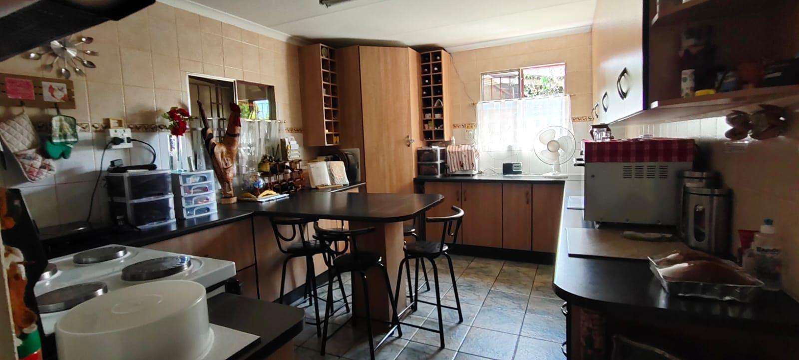 11 Bedroom Property for Sale in Vaalbank Gauteng