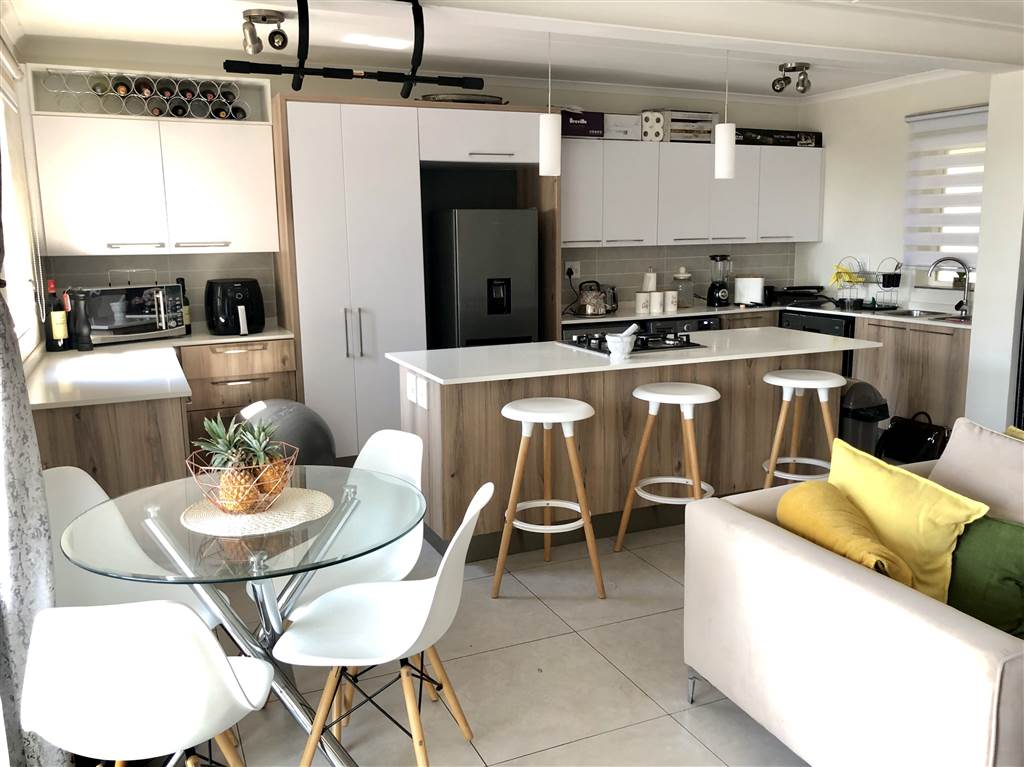 2 Bedroom Property for Sale in Golden Fields Estate Gauteng