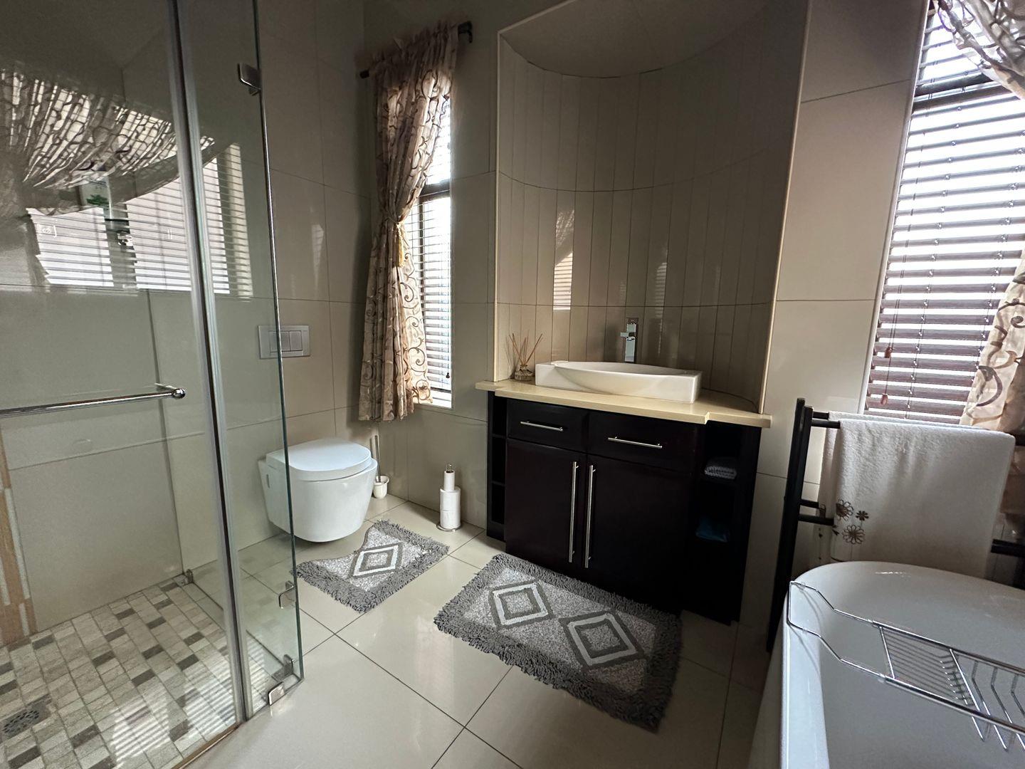 4 Bedroom Property for Sale in Midstream Estate Gauteng