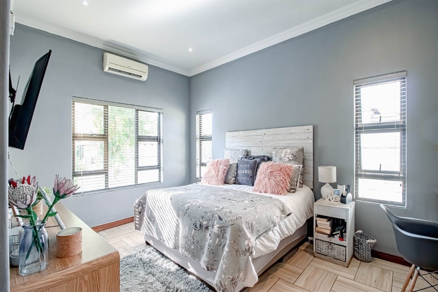 3 Bedroom Property for Sale in Pebble Rock Golf Village Gauteng