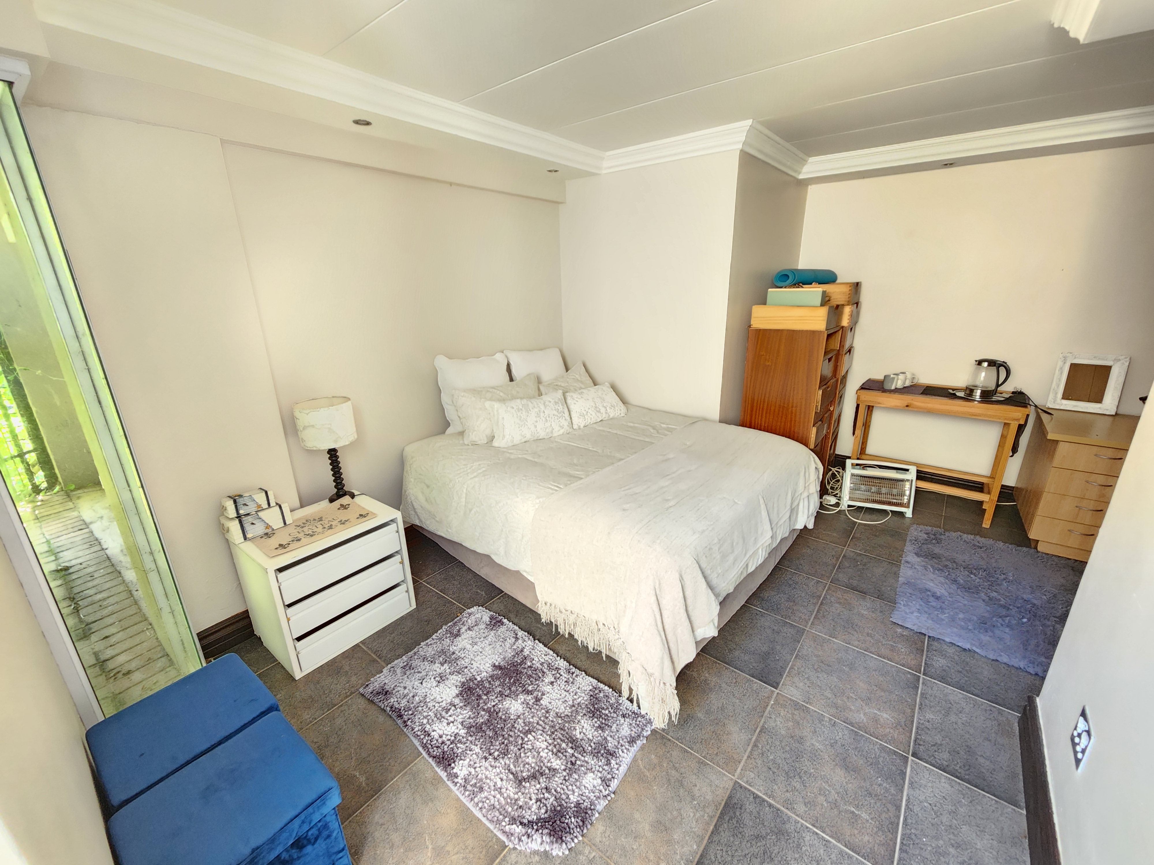 To Let 5 Bedroom Property for Rent in Waterkloof Gauteng