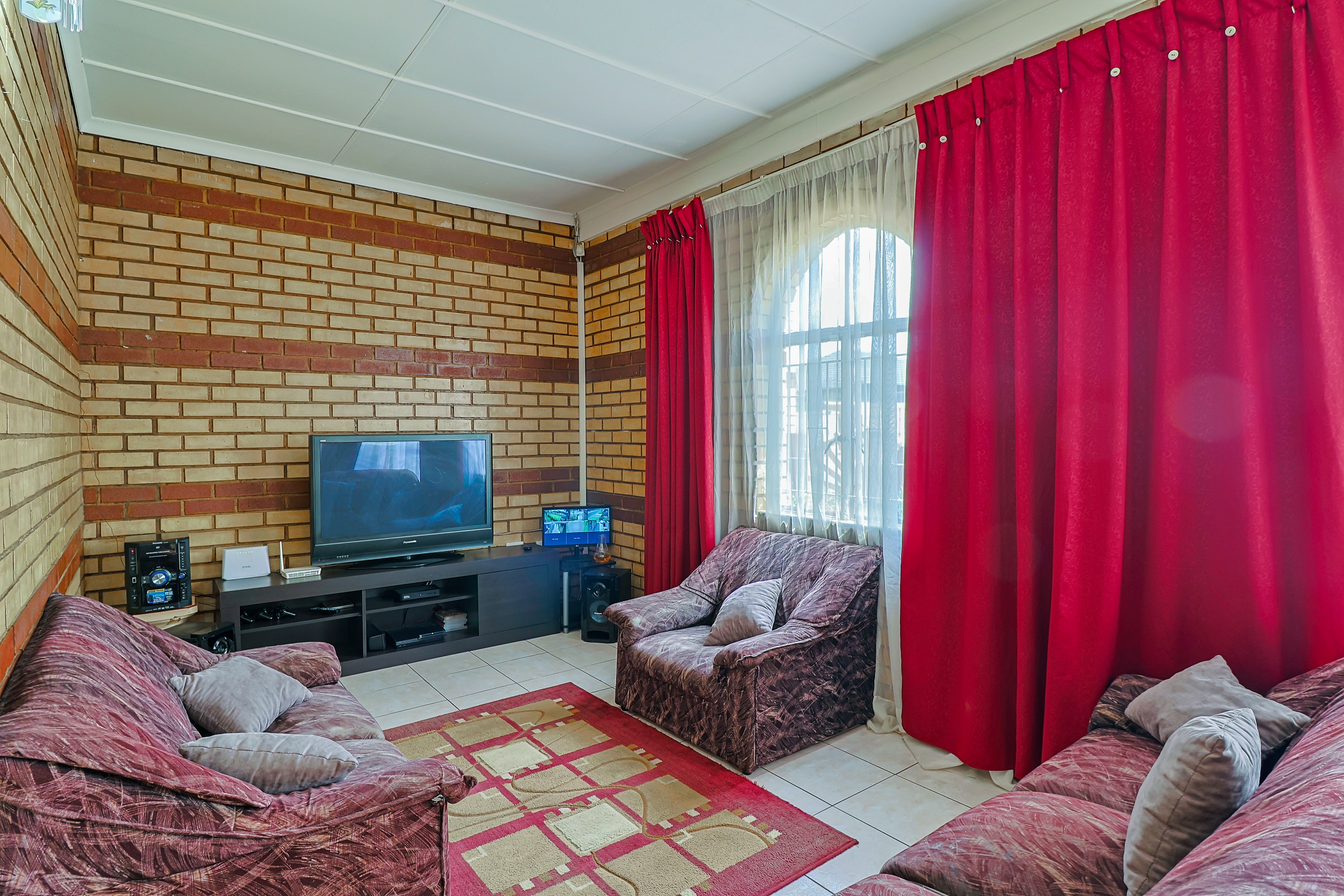 4 Bedroom Property for Sale in Lenasia South Gauteng