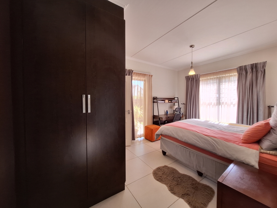 3 Bedroom Property for Sale in Willaway Gauteng