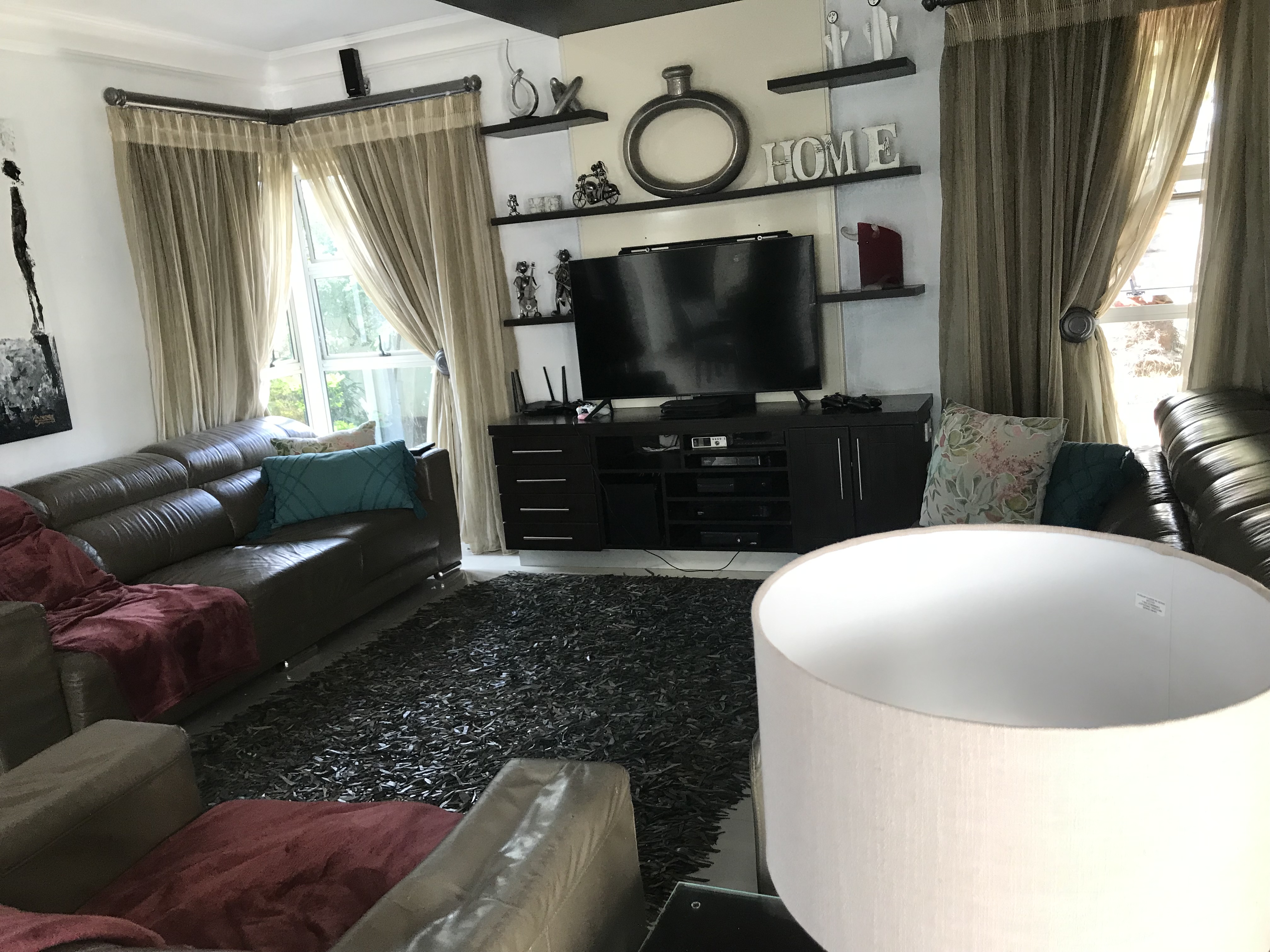 4 Bedroom Property for Sale in Sonneveld Gauteng