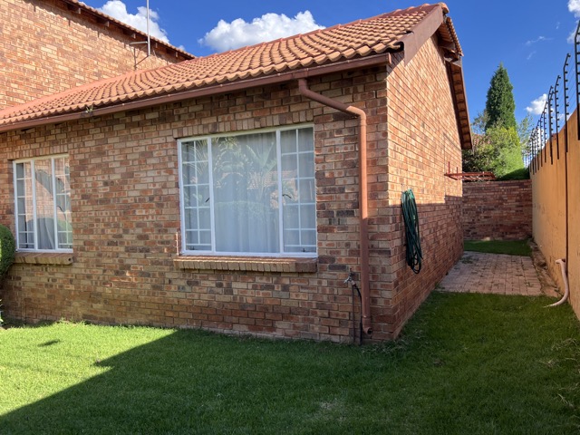 4 Bedroom Property for Sale in Sundowner Gauteng