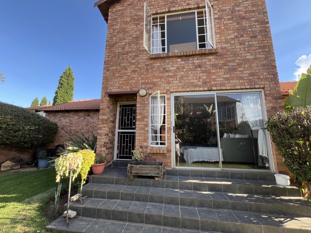 4 Bedroom Property for Sale in Sundowner Gauteng