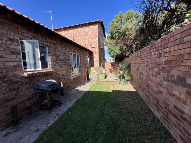 4 Bedroom Property for Sale in Sundowner Gauteng