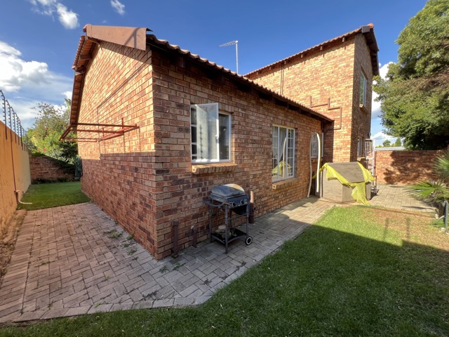 4 Bedroom Property for Sale in Sundowner Gauteng