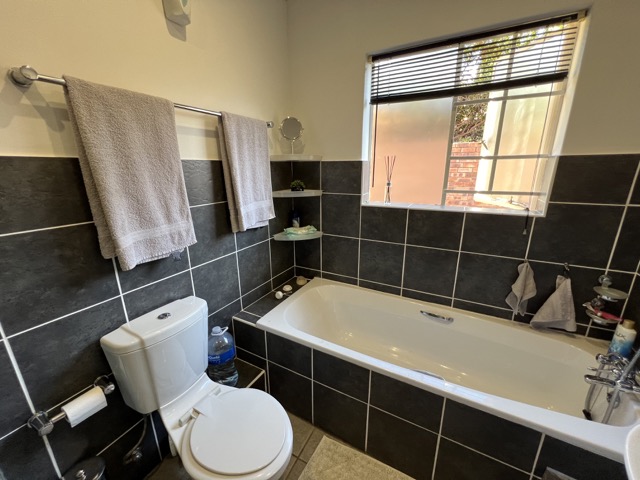 4 Bedroom Property for Sale in Sundowner Gauteng