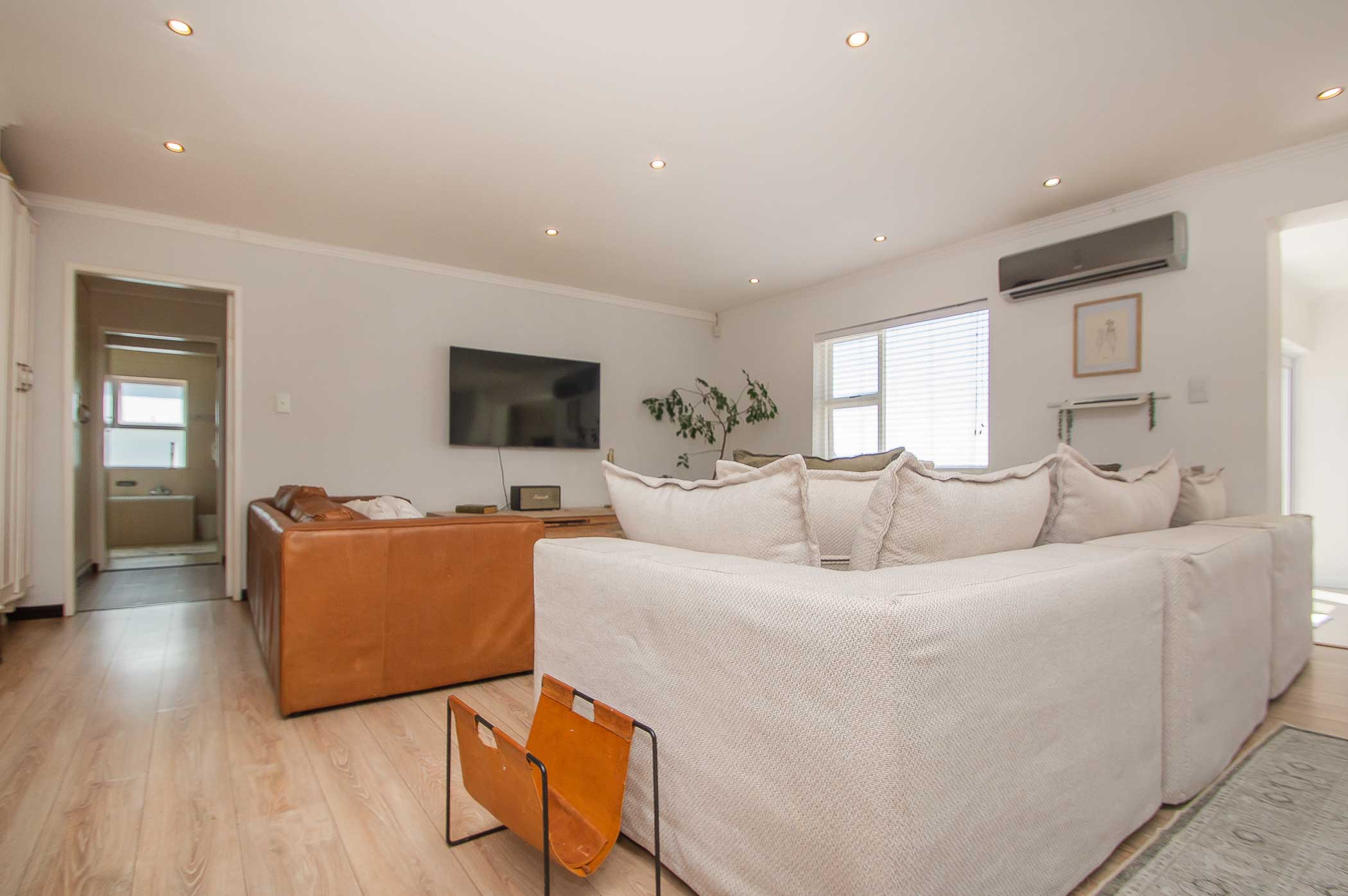 4 Bedroom Property for Sale in Pinehaven Gauteng