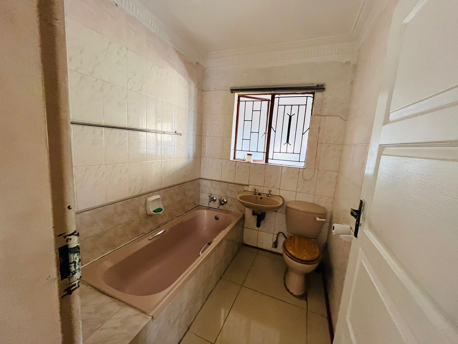 4 Bedroom Property for Sale in Soshanguve WW Gauteng