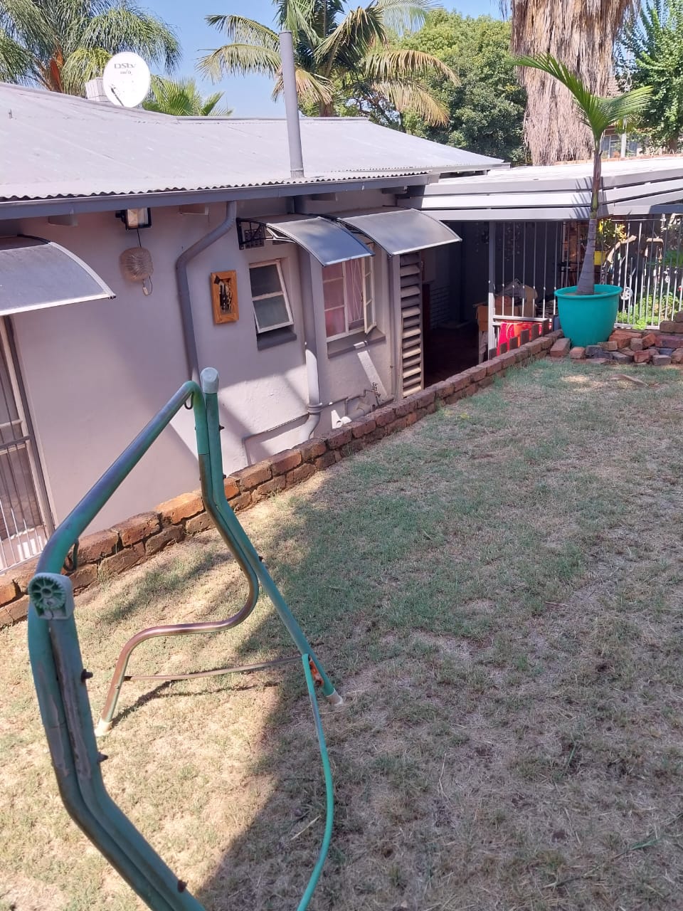 3 Bedroom Property for Sale in Mountain View Gauteng