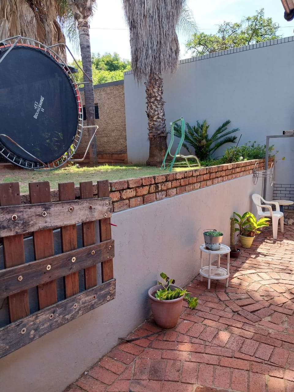 3 Bedroom Property for Sale in Mountain View Gauteng