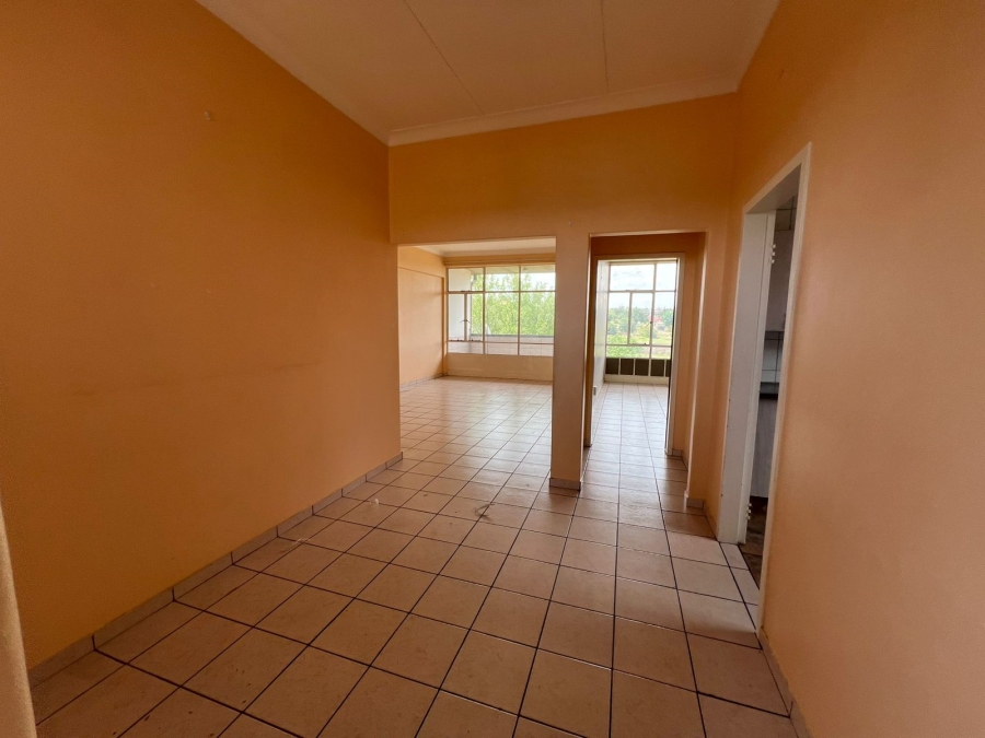 To Let 2 Bedroom Property for Rent in Castleview Gauteng