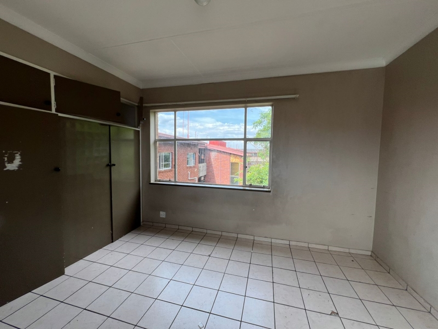 To Let 2 Bedroom Property for Rent in Castleview Gauteng