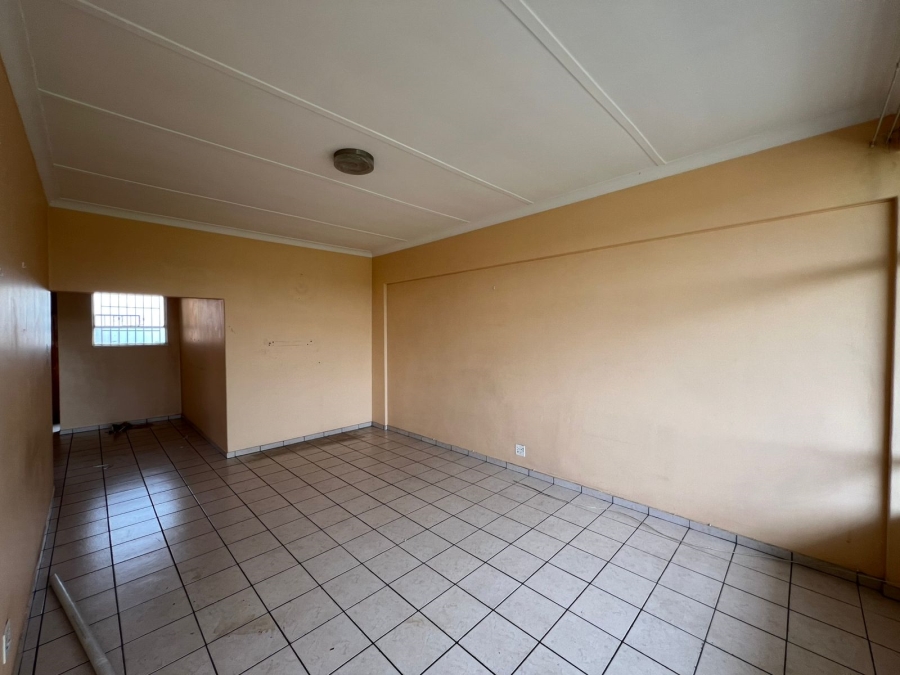 To Let 2 Bedroom Property for Rent in Castleview Gauteng