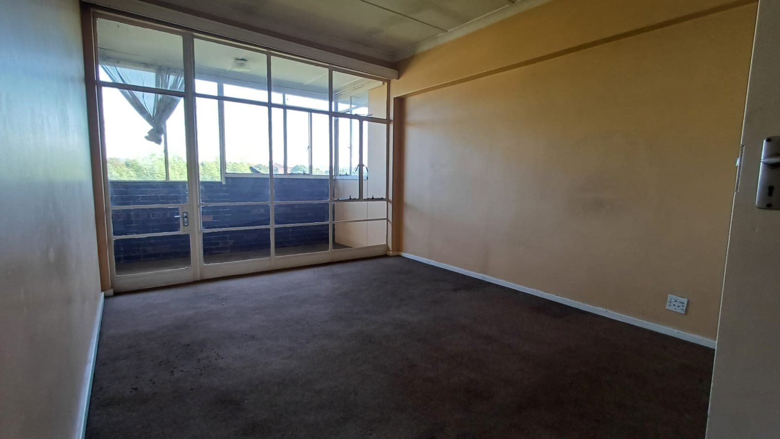 To Let 1 Bedroom Property for Rent in Castleview Gauteng
