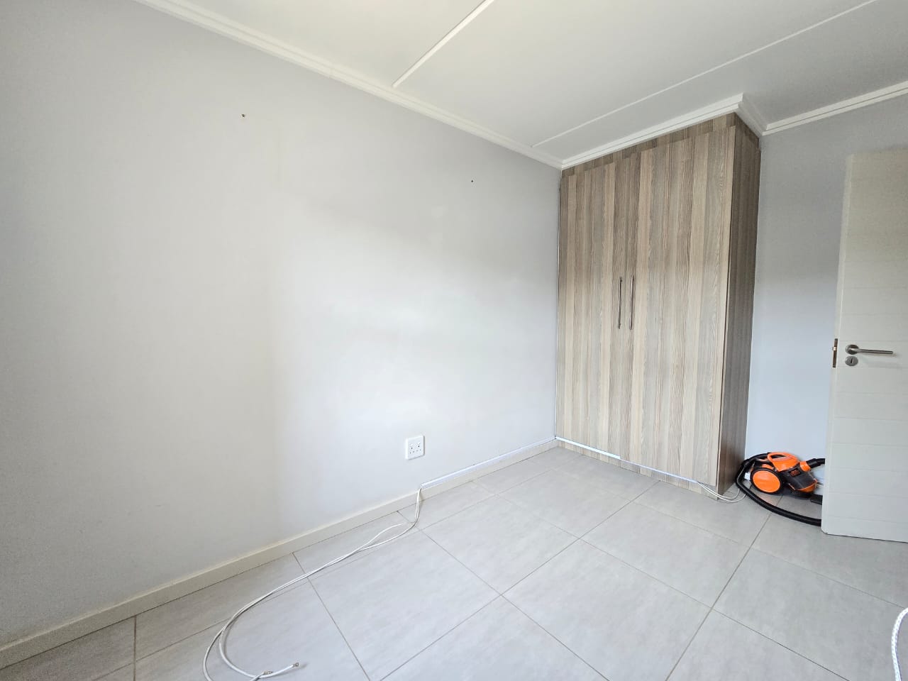 2 Bedroom Property for Sale in Sebenza Gauteng